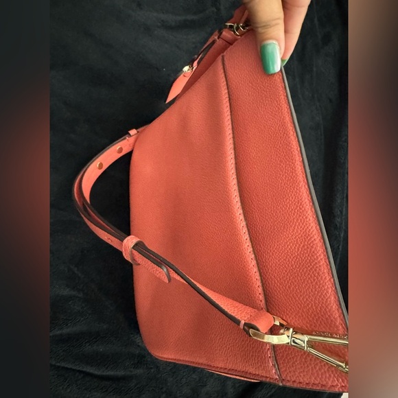 Kate Spade Coral Crossbody purse - Picture 9 of 11